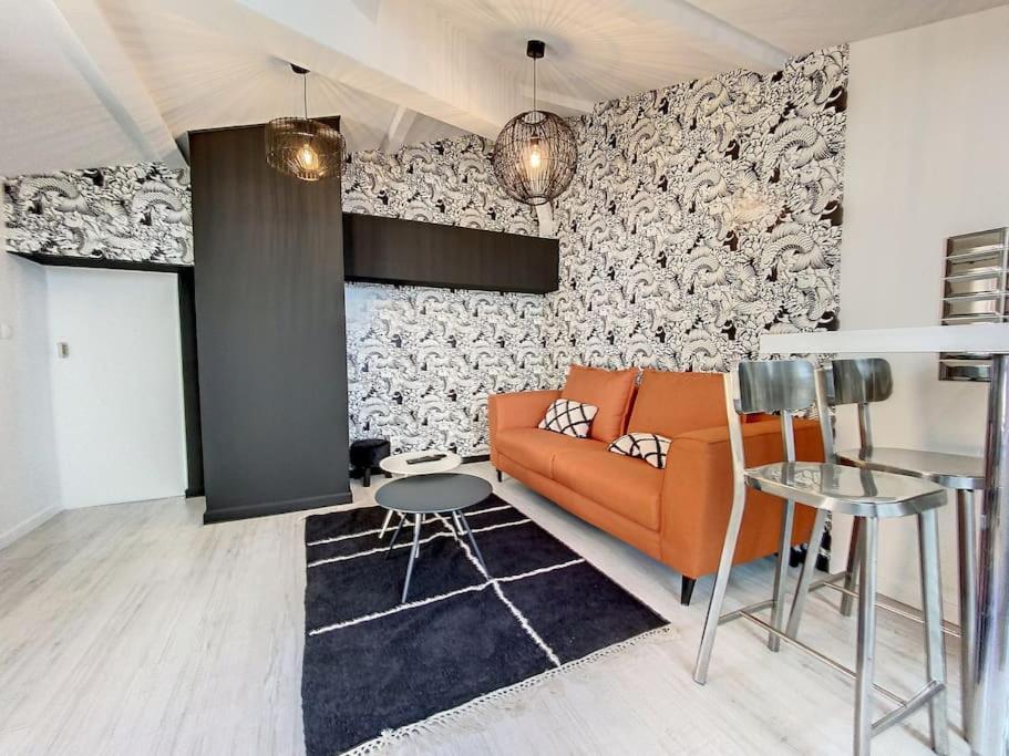 Bienvenue A La Tatoo Room Bourgoin-Jallieu Екстериор снимка